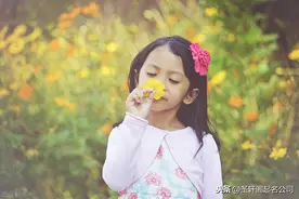 让人感觉到精神愉悦，嘴角上扬的女孩名字图片