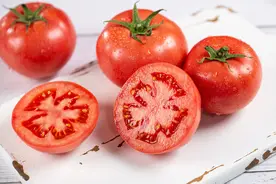 千万别生吃！7种蔬菜必须煮熟食用 避免吃毒素图片