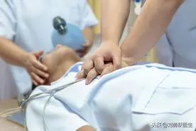 病人循衣摸床，是将死之兆图片