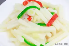 厨师长分享清炒山药的家常做法，简单一招，山药雪白清脆不发黑图片
