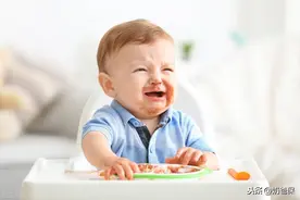 真实案例：好奇宝宝意外误吃药，小额医疗险也能赔付图片