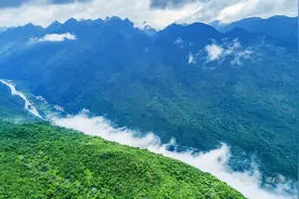 徒步穿越阳山巨型卧佛腹地，探索广东最后的一片无人区图片