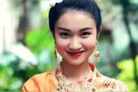 为什么说老挝美女递烟时，游客千万不能乱接？看完总算知道了图片