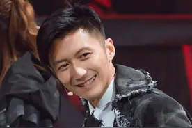 谢霆锋过亿店铺带头减租后少赚12万影响甚微，逾9亿身家留给儿子图片