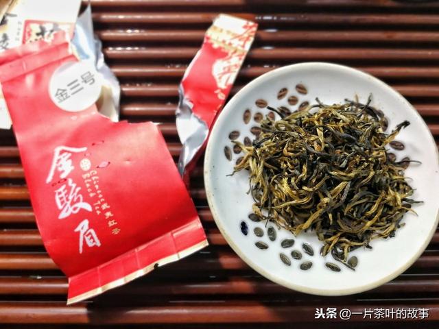简单教茶小白们区别红茶和绿茶的四大技巧