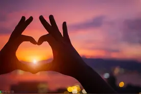 活在当下：生活中完全独立的今天，每一天都是新的开始图片