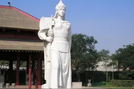 “妇好墓”（45）•持钺的“妇好”？图片