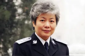 有多少家长误解了“挫折教育”，李玫瑾：满足了多少父母的控制欲图片