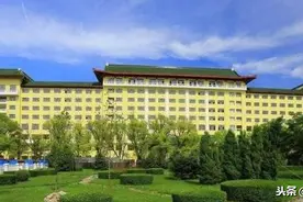 黑龙江这2所大学实力不输211，录取分数却不高，二本分数也能报考图片