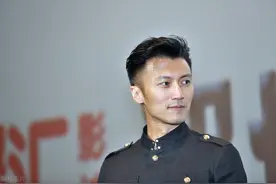 谢霆锋：遇见中年之后，暮年之前的你，刚刚好图片