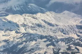 清风徐：万米高空，如何辨识珠穆朗玛峰图片