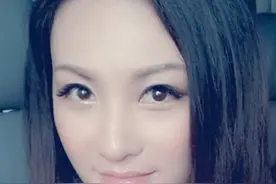 身材惹火还有一双桃花眼,广东南方台著名美女主持人许燕玲图片