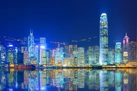 维多利亚港一直影响香港的历史和文化，有“世界三大夜景”之美誉图片