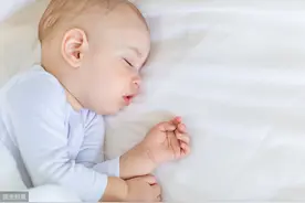 新手父母婴幼儿快速哄睡，彻底远离哄睡一小时小睡5分钟图片