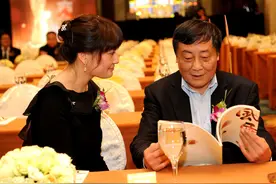 宗庆后、刘永行、杨国强，3位中国首富的80后女儿图片