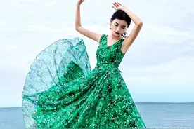 生活摄影服饰秀：裙舞飞扬，旅行连衣裙的艺术美图片