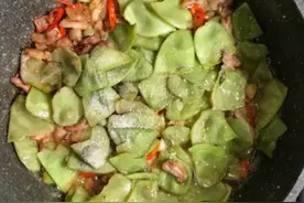 这菜一年到头都很贵，吃一斤相当于8个鸡蛋，再贵也值得图片