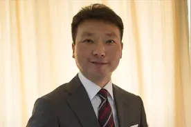 央视主持康辉与妻子刘雅洁的28年"丁克"爱情史图片