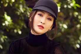 周汶锜美容店生意惨淡快倒闭，老公却深夜喝酒笙歌不在意图片