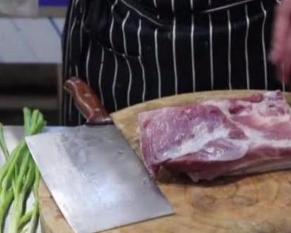 这样做肉肥而不腻，能补铁，预防贫血，还补充人体所需要的氨基酸