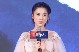凭清纯少女出道黄圣依，怎么变得刻薄了？真的是被杨子耽误了吗？图片