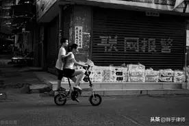 案例解析：姐姐拒养2岁弟弟，被父母告上法庭，判决一出大家怒了图片