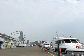 台港口业者感叹高雄港衰落：全球前十名几乎让大陆包办图片