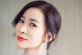 与智霖传绯闻，拒绝富二代求婚，如今被偷拍，网友：是心动的感觉图片