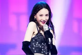 金晨演绎性感solo舞姿，流畅的跳板获得网友赞扬图片
