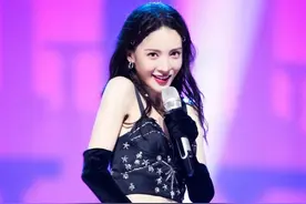 金晨演绎性感solo舞姿，流畅的跳板获得网友赞扬图片