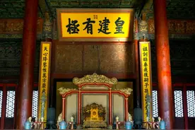 浅说厅堂、祠堂、朝堂、庙堂及牌坊匾额书法图片