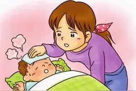 宝宝半夜发烧怎么办？李广医生：用这1个方法降温，或很管用图片