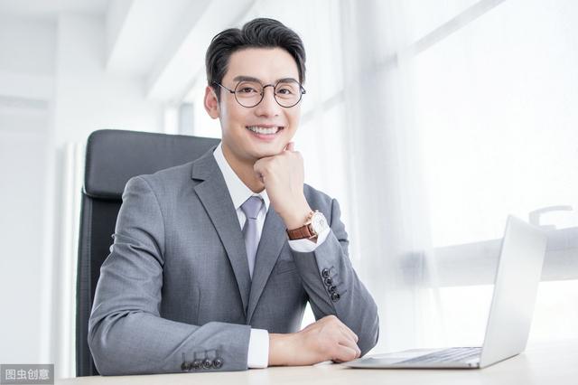 成年人不得不理解的一个词：“人微言轻”