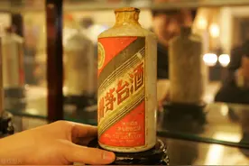 茅台酒的泡沫现在已经流到大街上了？这是怎么回事呢？图片