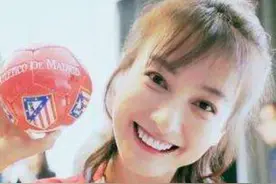 吴昕称自己大学时是校花，本以为是开玩笑，照片曝光后瞬间信了图片