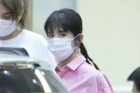 何炅谢娜的“神仙友情”，细节暴露感情深度！图片