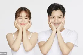 青少年科普，青春期晨勃参考。图片