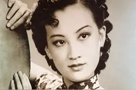金嗓子周璇唱京剧《凤还巢》（1941年影片《夜深沉》片段）图片