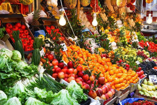 减脂期间每天摄入多少碳水为宜？低碳饮食真的那么健康吗？未必