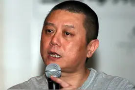 王朔为啥说“侯耀文之死与我无关”？都是徒弟，郭德纲和常宽咋看图片