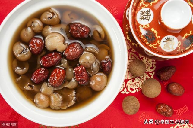 秋天身上皮肤鸡皮疙瘩