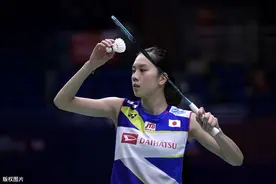 羽毛球发球发不好，从开局就会被动，常出现的6种错误一定要改正图片