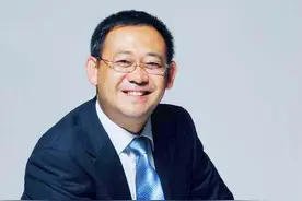 《八佰》姜武谈婚姻：娶个孝顺公婆的老婆，婚姻会更稳定图片