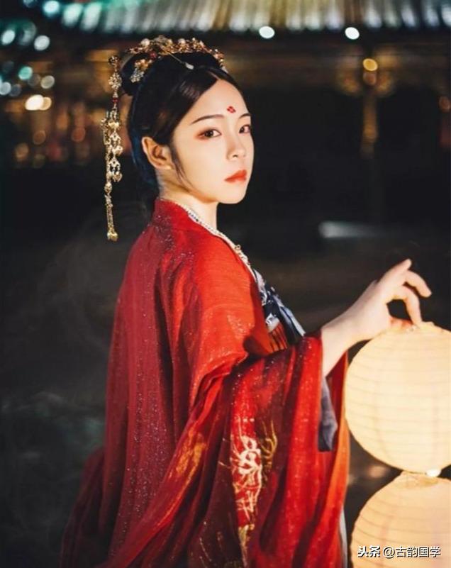 爱情的诗句有什么（36首爱情古诗词）