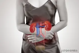 为什么女性容易尿路感染？医生：做好这几件事，尿路感染不敢来犯图片