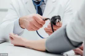 出现这些症状可能是高血压，判断其实很简单图片