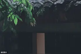 陆游《十一月四日风雨大作·其二》表达收复国土报效祖国赤胆忠心图片