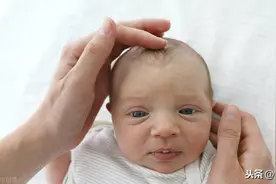 育儿分享26：宝宝的囟（xin）门什么时间闭合呢？图片
