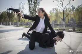 揭秘保镖魔鬼训练营：女学员生理期难逃避，护送马云成安保样本图片