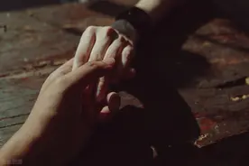 分手后，面对绝情冷漠的男人，怎么复合？3种方案“搞定他”图片